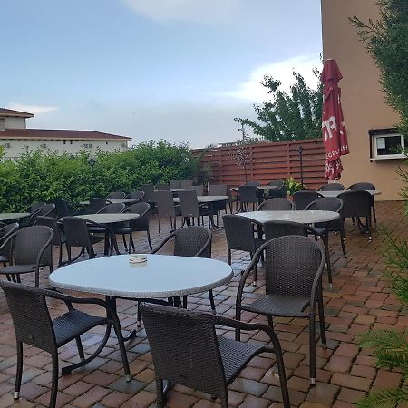 那沃达利 Ametist Casa Leului酒店 外观 照片